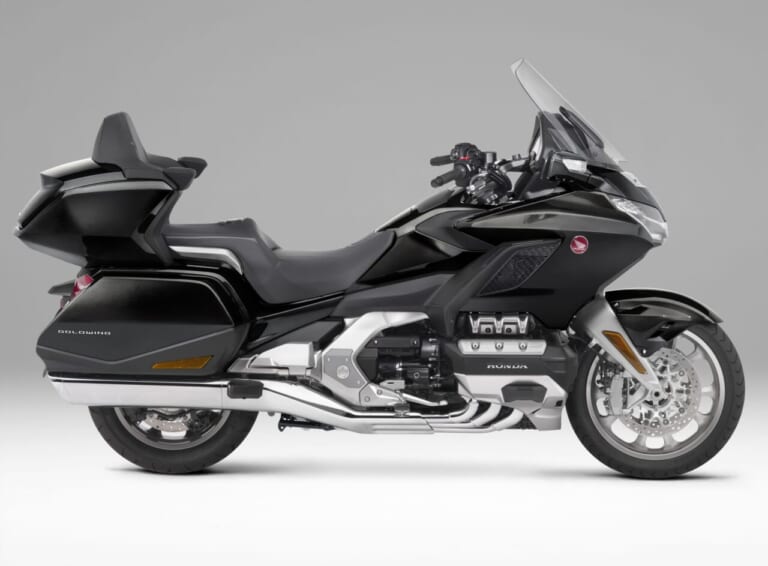 HONDA GOLDWING|スタンダードにDCT追加:ホンダ「ゴールドウイング」歴代モデル図鑑【2019年モデル】