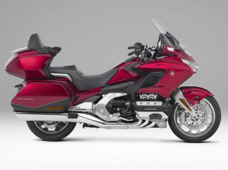 HONDA GOLDWING|スタンダードにDCT追加:ホンダ「ゴールドウイング」歴代モデル図鑑【2019年モデル】