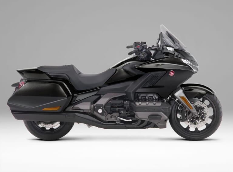 HONDA GOLDWING|スタンダードにDCT追加:ホンダ「ゴールドウイング」歴代モデル図鑑【2019年モデル】