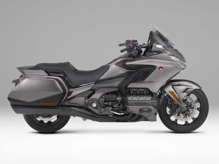 HONDA GOLDWING|スタンダードにDCT追加:ホンダ「ゴールドウイング」歴代モデル図鑑【2019年モデル】