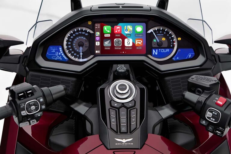 ホンダ|ゴールドウイング ツアー|50周年記念仕様|2025年モデル|【受注期間限定】50周年記念の特別仕様が登場! ホンダ「ゴールドウイング ツアー」2025年モデルは4/17発売