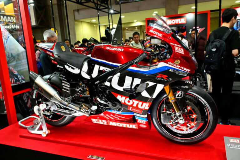 ヨシムラ SERT Motul GSX-R1000R|「伝説の604号車」完全復活?! ヨシムラのGSX-R750コンプリートマシン、オークション販売へ