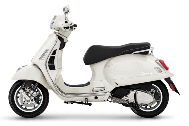 ベスパ|GTS 300 Super|余裕の出力と大きすぎない車体が魅力の新型ベスパ「GTS 300 Super」4/3発売