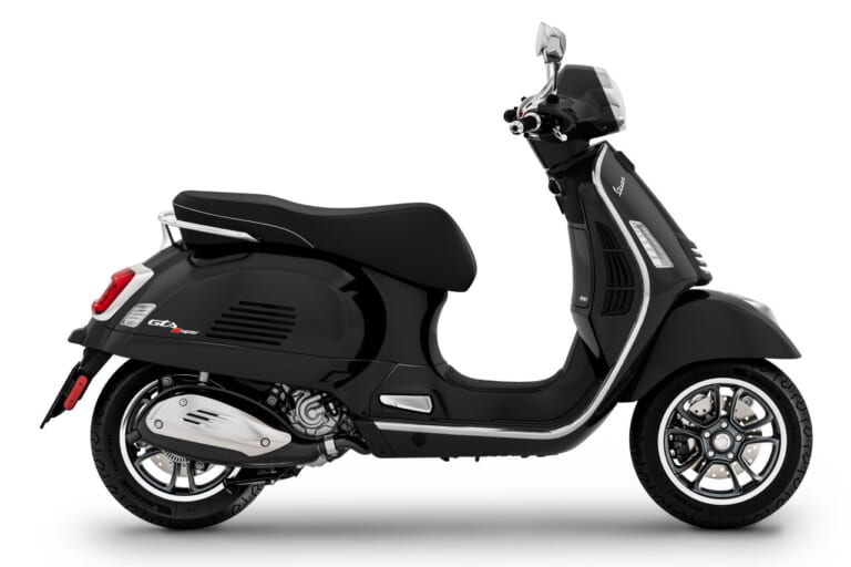 ベスパ|GTS 300 Super|余裕の出力と大きすぎない車体が魅力の新型ベスパ「GTS 300 Super」4/3発売