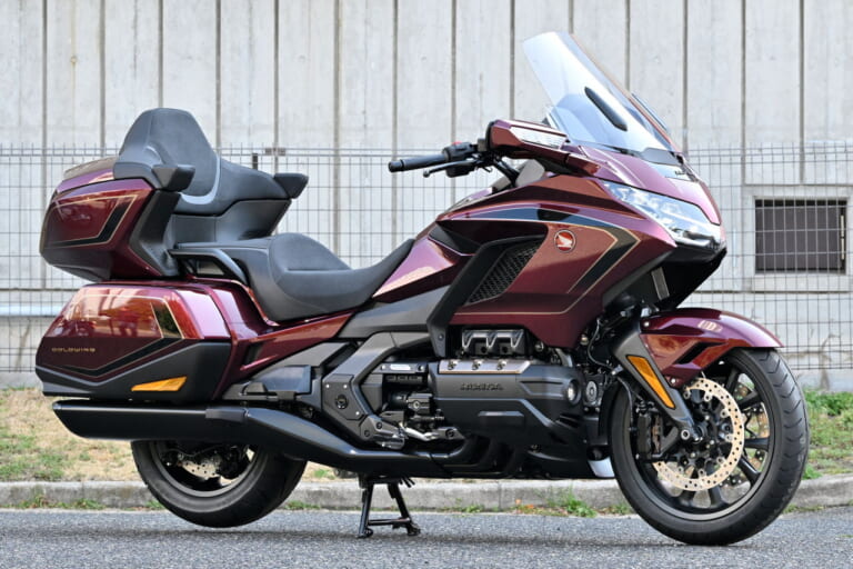 ホンダ|ゴールドウイング ツアー|50周年記念仕様|2025年モデル|【受注期間限定】50周年記念の特別仕様が登場! ホンダ「ゴールドウイング ツアー」2025年モデルは4/17発売