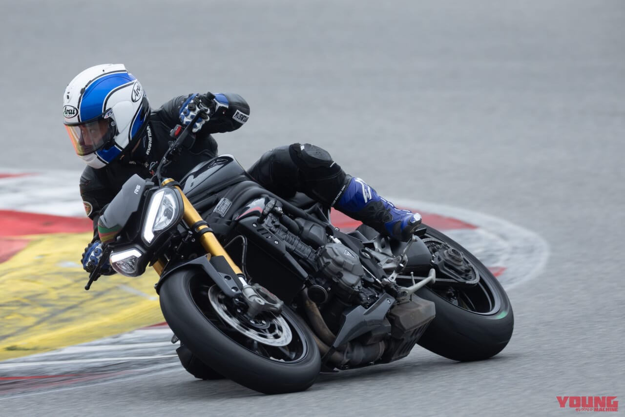 トライアンフ|スピードトリプル1200RS|懐深いキャラに強烈な3気筒の醍醐味! トライアンフ「スピードトリプル1200RS」試乗インプレション