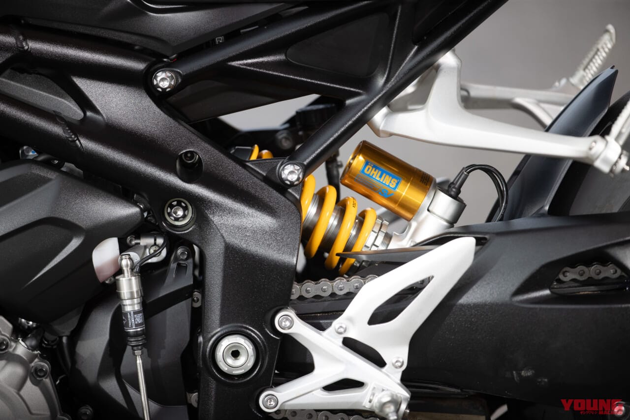 トライアンフ|スピードトリプル1200RS|懐深いキャラに強烈な3気筒の醍醐味! トライアンフ「スピードトリプル1200RS」試乗インプレション