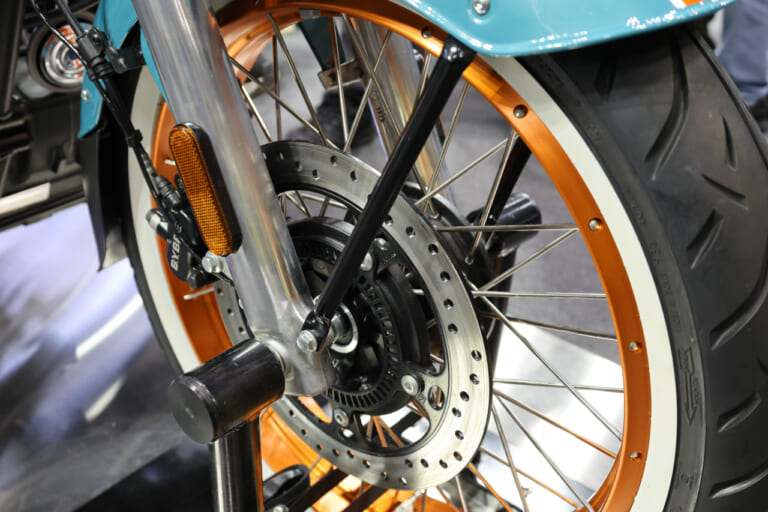 ゴアン クラシック350|「旧車気分をイージーに味わえる! 」 ロイヤルエンフィールド ゴアン クラシック350【ボバータイプで新登場】