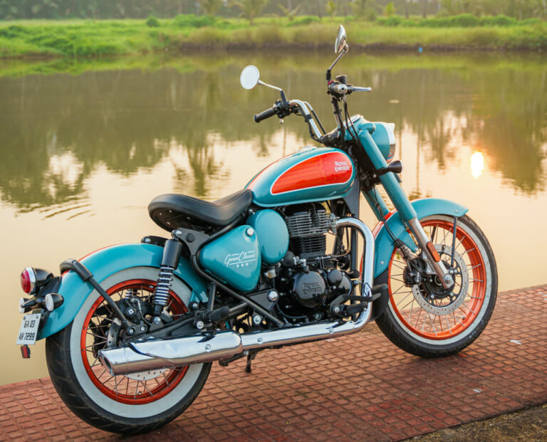 ゴアン クラシック350|「旧車気分をイージーに味わえる! 」 ロイヤルエンフィールド ゴアン クラシック350【ボバータイプで新登場】