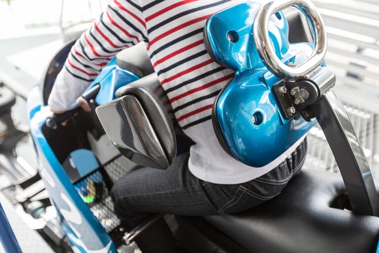 鈴鹿サーキットパーク『GPレーサーズ』|「バイク型ライドコースターで新感覚を堪能だ! 」富士急ハイランド&鈴鹿サーキットパークでGWをフルスロットルで楽しんじゃおう