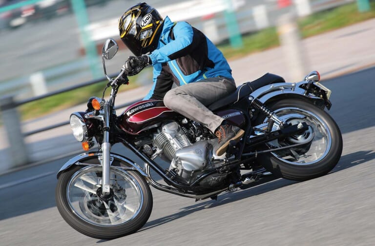 [自分だけのバイク選び] カワサキ エストレヤ ファイナルエディション(2017)〈絶版車試乗レビュー＆最新相場情報〉