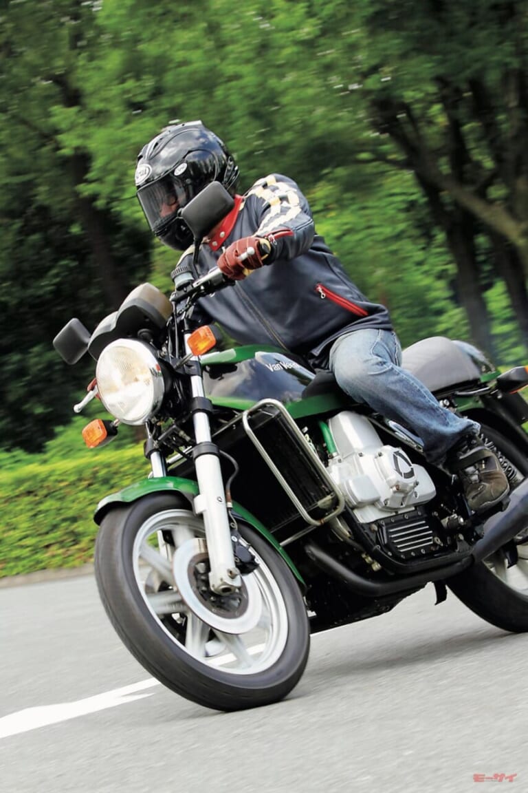 Van Veen OCR1000|漫画『熱風の虎』にも登場! 巨大ロータリーエンジン搭載バイク【バンビーンOCR1000】…1970年代モンスターマシンに乗る