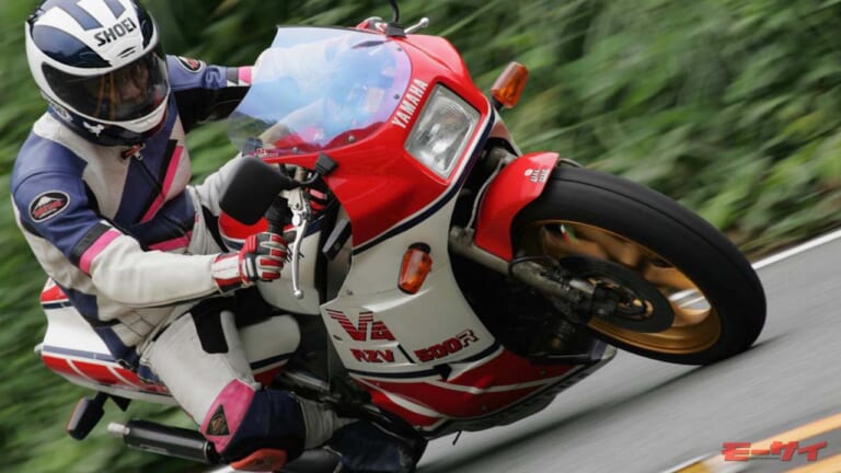 21世紀に2スト500cc「RZV500R」を走らせる！ 1984年に登場した世界GPマシン「YZR500」レプリカ