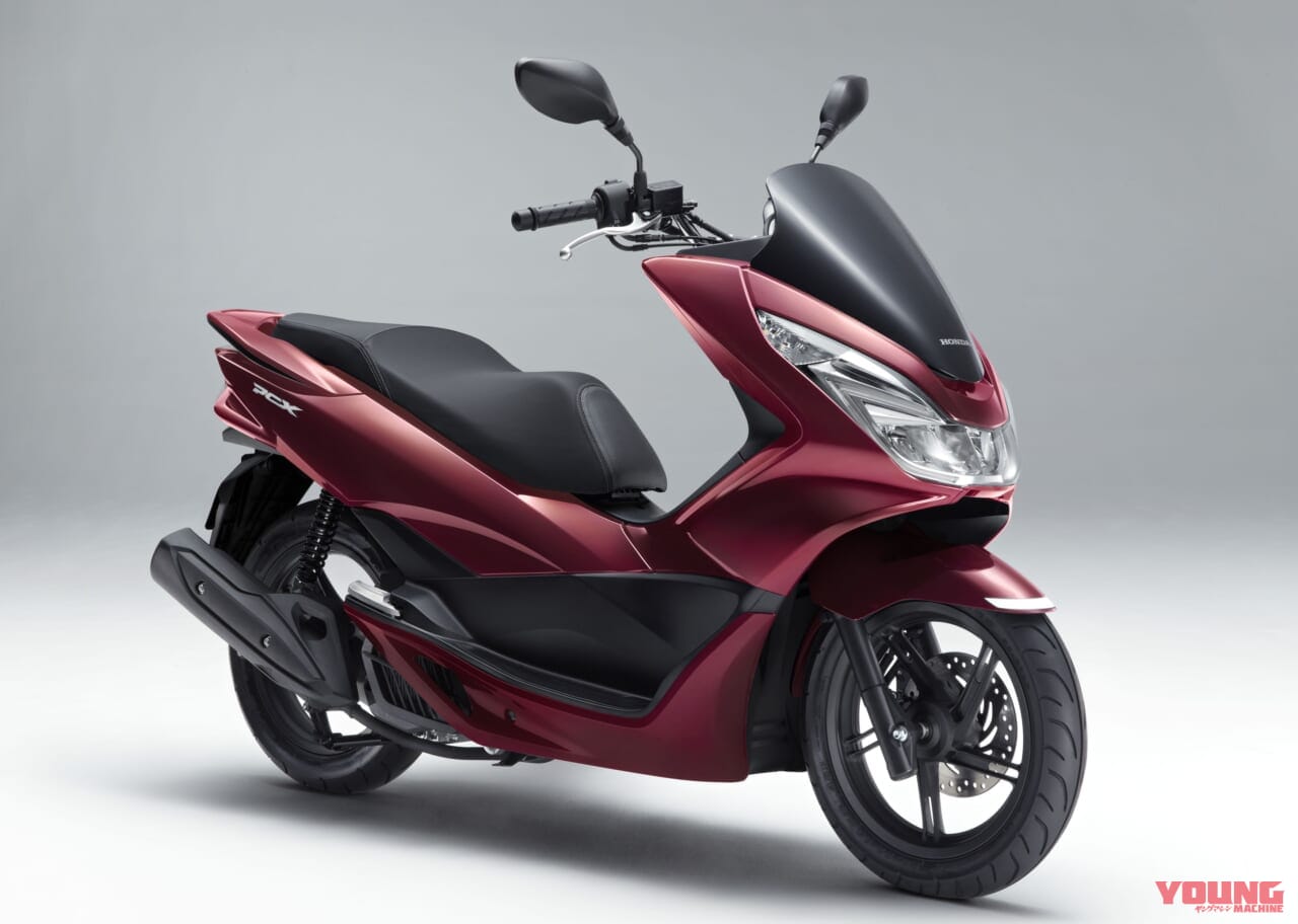 HONDA PCX|定番125ccスクーターの変化を一気見! ホンダ「PCX」歴代モデル図鑑【2010~2025年モデル】