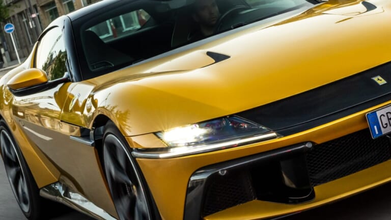 「NAのV12エンジン」を採用したマラネッロの”純粋な魂”：フェラーリ12Cilindriが「CAR DESIGN AWARD 2025」を受賞