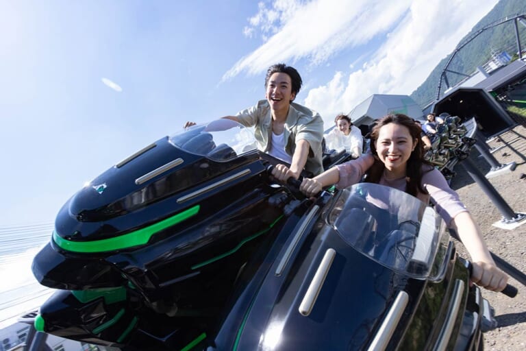 富士急ハイランド『ZOKKON』|「バイク型ライドコースターで新感覚を堪能だ! 」富士急ハイランド&鈴鹿サーキットパークでGWをフルスロットルで楽しんじゃおう