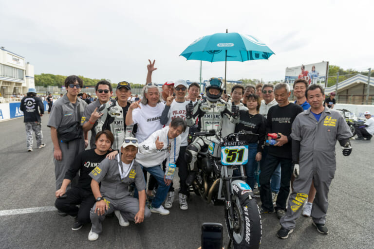 チーム集合|「岩城滉一率いる51ガレージの始動を追う」クラブマンロードレース第1戦に参戦【ベテラン勢の熱い挑戦とレースの舞台裏】