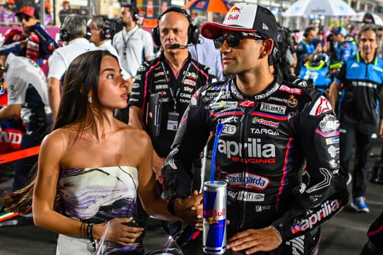 ホルへ・マルティン(アプリリアレーシング)|「ベストドレッサーは誰? 」この夏、アイウェアもTOPライダーのレプリカで決めろ【MotoGPサングラス・コレクション2025】