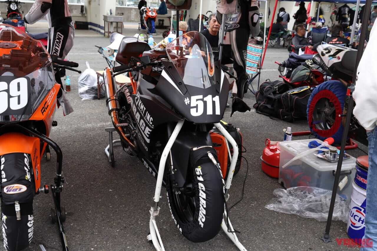 旧型RC390|「岩城滉一率いる51ガレージの始動を追う」クラブマンロードレース第1戦に参戦【ベテラン勢の熱い挑戦とレースの舞台裏】