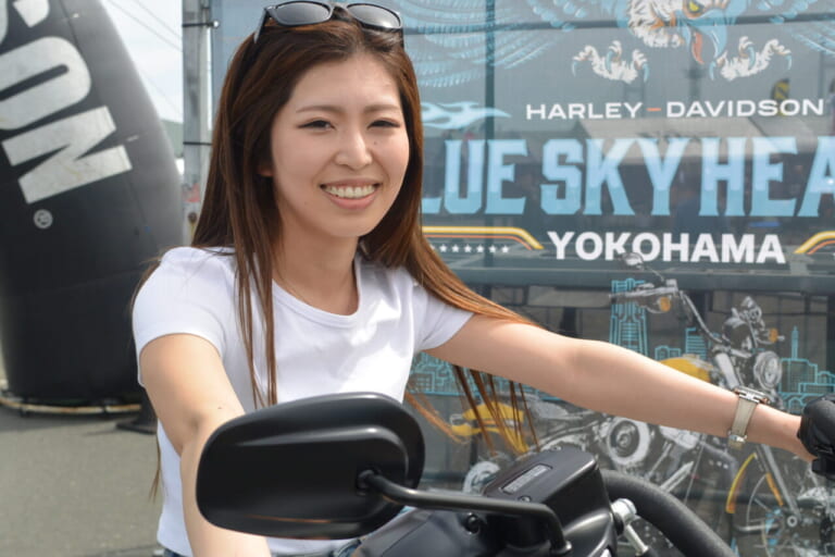 まだ大型免許は取得してない|【ブルスカ2025】横浜に集結! 輝くハーレー女子20選|個性と魅力が爆発! 「ビビッドでパワフル」