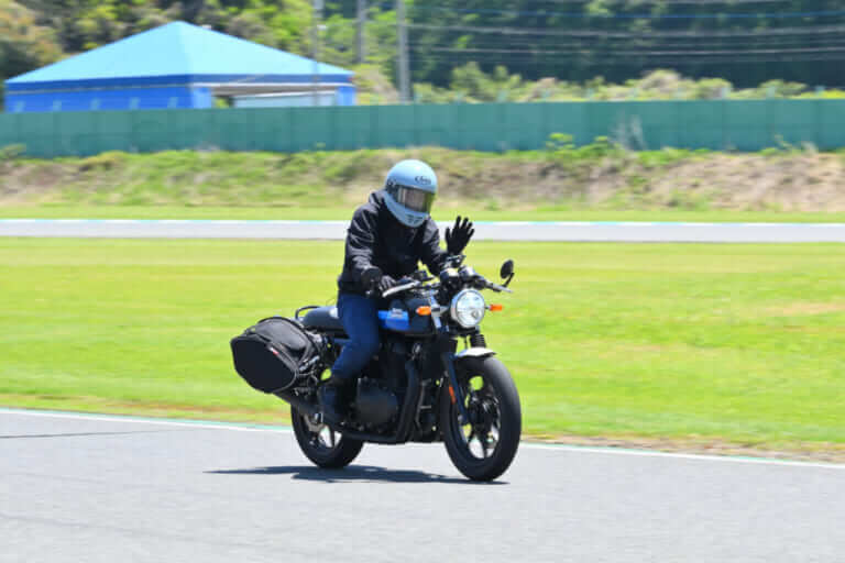 ロイヤルエンフィールド｜ROYAL ENFIELD MEET in HSR｜鉄馬