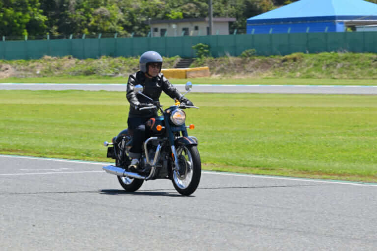ロイヤルエンフィールド｜ROYAL ENFIELD MEET in HSR｜鉄馬