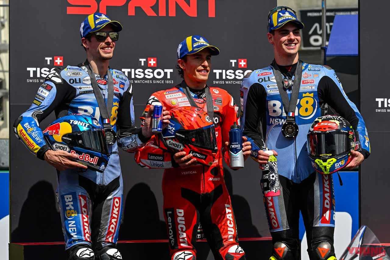 2025年フランスGPのスプリントレース表彰台|【MotoGP】SNSで話題沸騰! グレシーニのパロディ投稿がファンを掴む理由:ロック名盤&映画ポスター「絶好調グレシーニレーシング的三面記事」