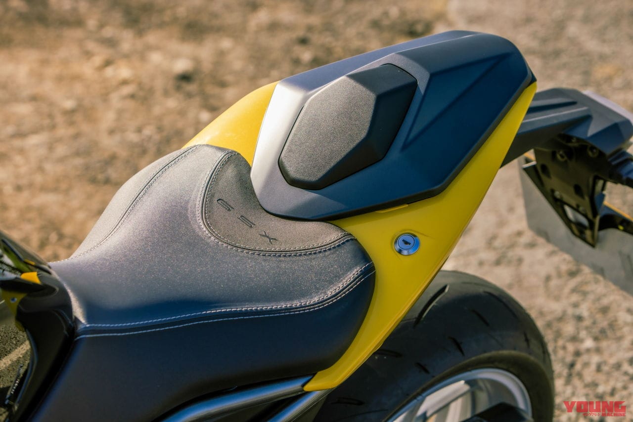 スズキ|GSX-8R キイロ エディション|英国仕様|2025年モデル|【限定60台】黄色いGSX-8R、その名は「キイロ」! 純正カスタムパーツ付きで183万円【海外】