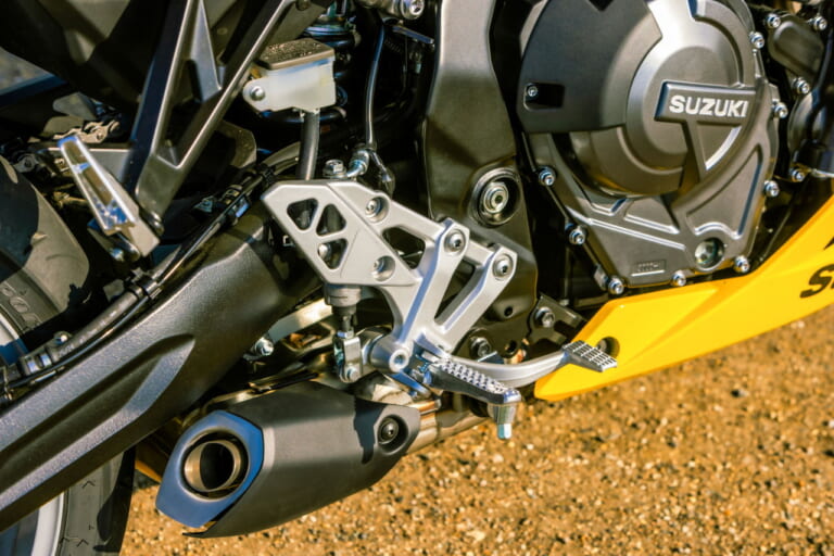 スズキ｜GSX-8R キイロ エディション｜英国仕様｜2025年モデル