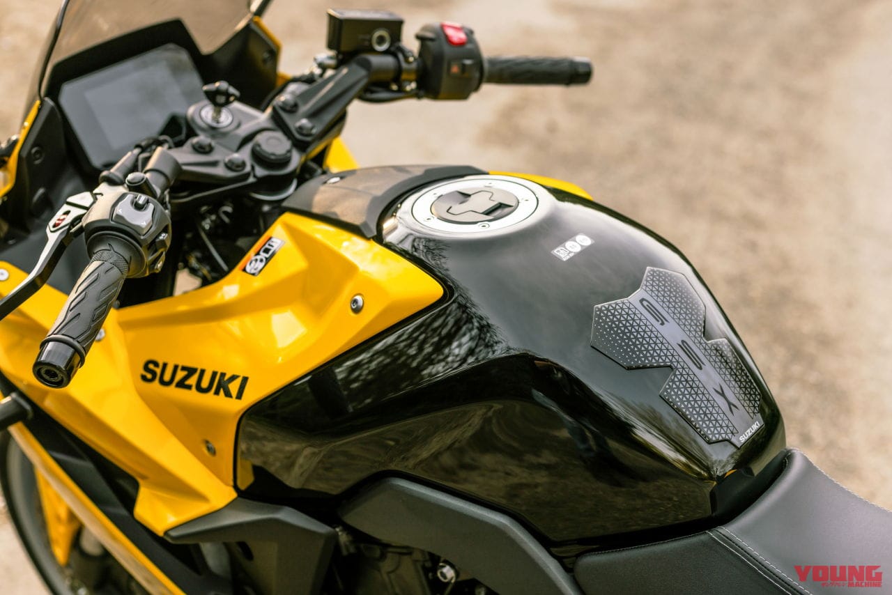スズキ|GSX-8R キイロ エディション|英国仕様|2025年モデル|【限定60台】黄色いGSX-8R、その名は「キイロ」! 純正カスタムパーツ付きで183万円【海外】