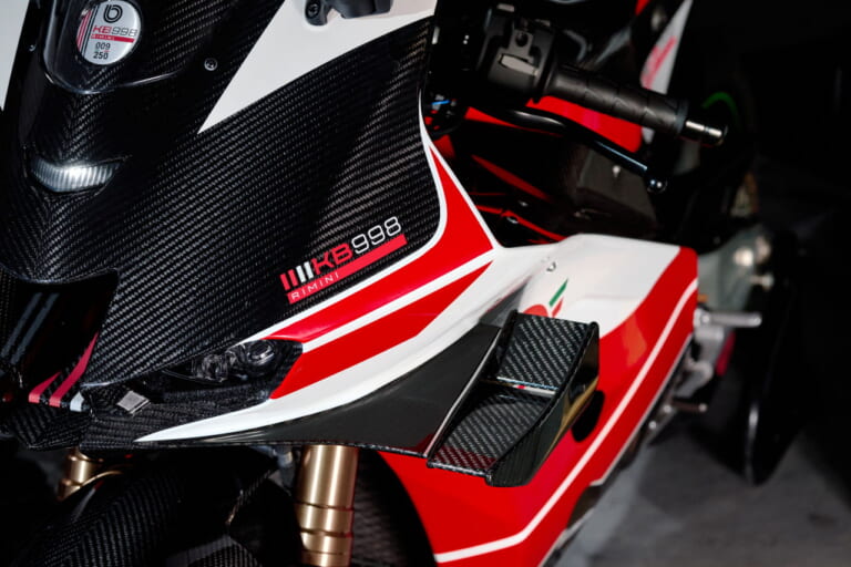 ビモータ|KB998リミニ|2025年モデル|【少数生産】可動式ウイング搭載! ビモータ製スーパーバイク「KB998 Rimini」発売日決定 ニンジャのエンジンをクロモリフレームに搭載