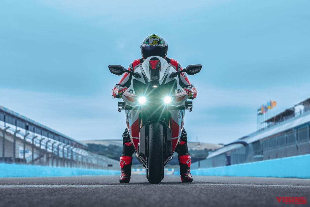 ビモータ|KB998リミニ|2025年モデル|【少数生産】可動式ウイング搭載! ビモータ製スーパーバイク「KB998 Rimini」発売日決定 ニンジャのエンジンをクロモリフレームに搭載