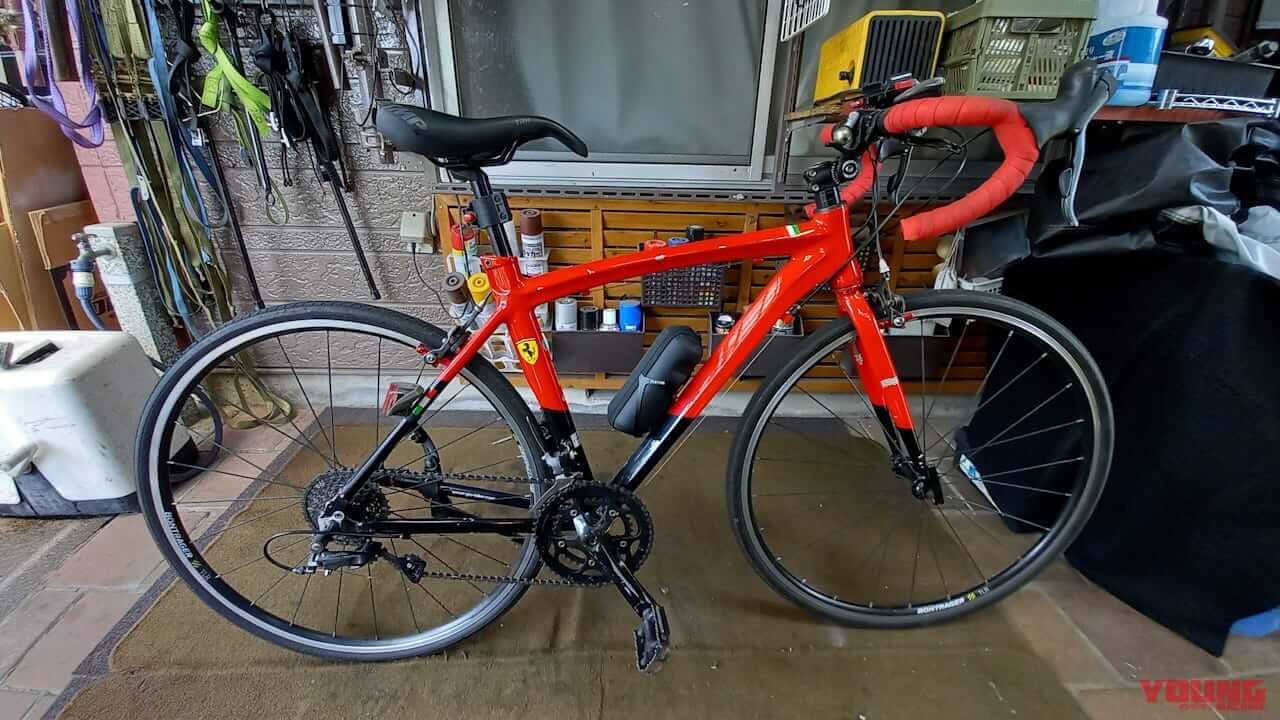 【百均アイテム検証】ゴシゴシ不要!? ダイソーの神シートクリーナーでチェーンがスルッと劇的キレイになっちゃった!!|【バイクメンテ便利アイテム】ゴシゴシ不要!? ダイソーの神シートクリーナーでチェーンがスルッと劇的キレイになっちゃった!!