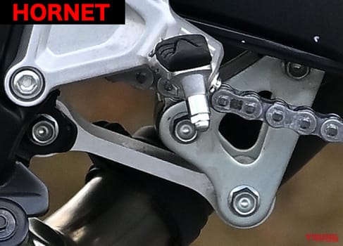 ホンダCB1000ホーネット|リンクプレート|扱いやすく特性を変更?!「ホンダCB1000Fコンセプト」詳細解説(4)〈エンジン&シャーシ編〉