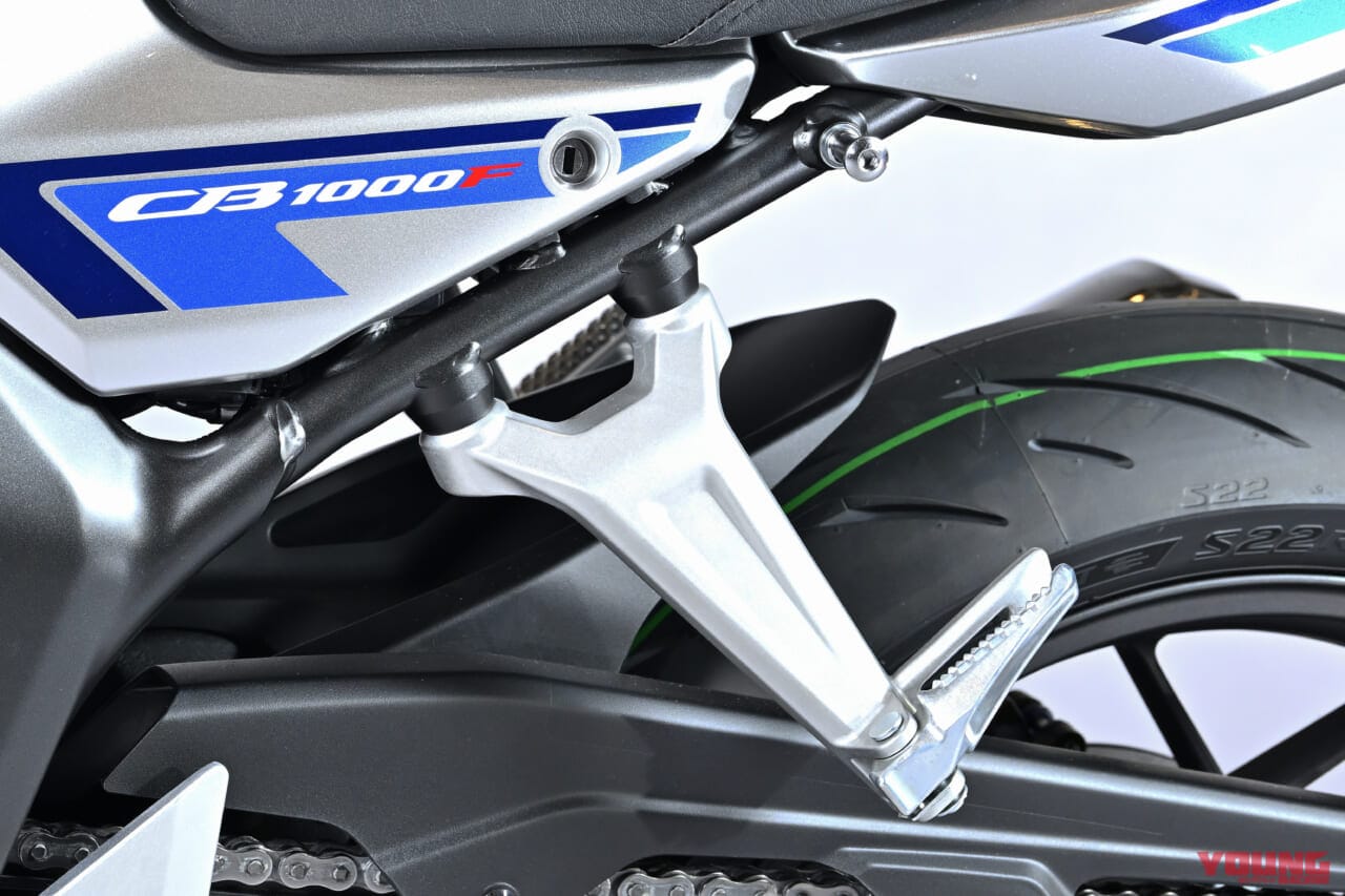 ホンダCB1000Fコンセプト|“水平基調”か“サバ折り”か?「ホンダCB1000Fコンセプト」詳細解説(8)〈プロのデザイン解説編〉