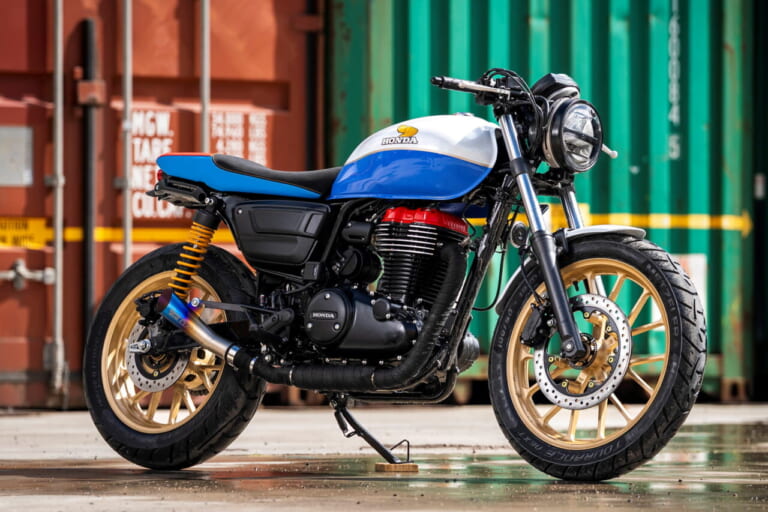 VFR CR30［HONDA AKAI］