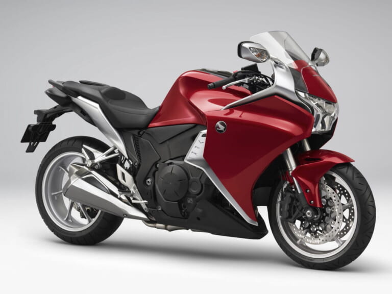 ホンダ|二輪車の世界生産累計5億台達成|ホンダが二輪車の世界生産累計5億台を達成! コロナ禍を挟みつつも年間平均1700万台ペース