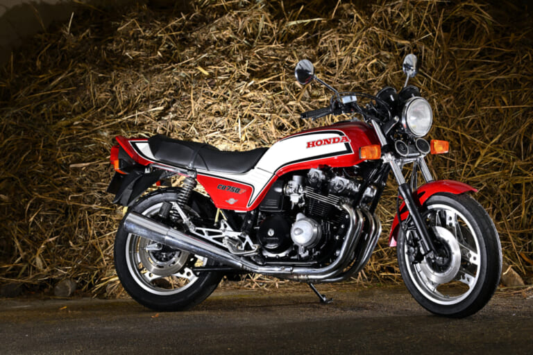 ウエマツ|エンジンオイル|旧車χ|あえての“鉱物油”で新開発! ウエマツから旧車専用エンジンオイル「旧車χ(改)」が登場