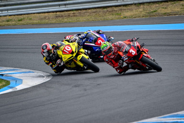 ファインダー越しに見た長島哲太×ダンロップの挑戦|真弓悟史|確実な進歩、もどかしい距離──ファインダー越しに見た長島哲太×ダンロップの挑戦2025