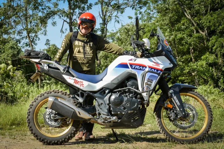 ホンダXL750トランザルプ×ヨッチンさん｜ホンダXL750トランザルプで本気のオフ走行を楽しむ! “使って走ってナンボ”のオーナーのバイクライフが自由だった