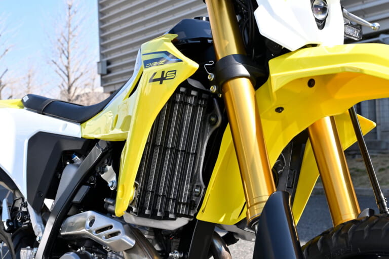 スズキ|DR-Z4S / DR-Z4SM|スズキ新型「DR-Z4S」「DR-Z4SM」の英国価格が判明! 100万円超えは必至か……