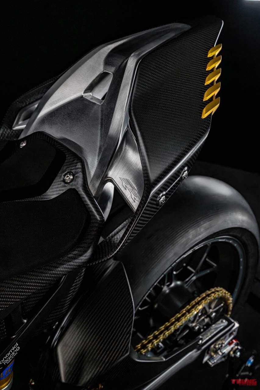 |最高出力230ps超!! BMWモトラッド、次世代スーパーバイク「コンセプト RR」を発表