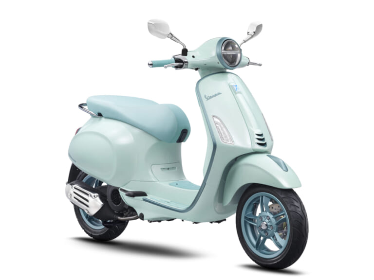 ベスパ プリマベーラS 150|ベスパの2025年モデル・7機種にニューカラー&グラフィックを導入、5/24発売