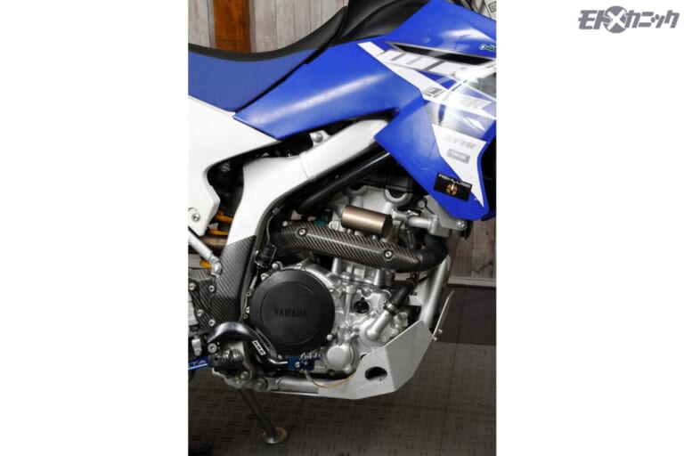 ヤマハ｜WR250R｜エンジン｜バイクメンテナンスの第一歩。チューニングにも値するエンジンオイル交換〈YAMALUBE〉
