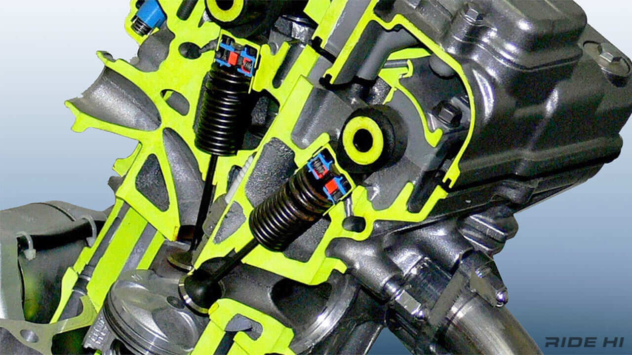 ホンダ｜CB400スーパーフォア｜ハイパーVTEC搭載で幕引きまで逞しさを失わず！ ホンダ「CB400スーパーフォア」が1990年代の400ネイキッド群雄割拠から抜きん出た理由