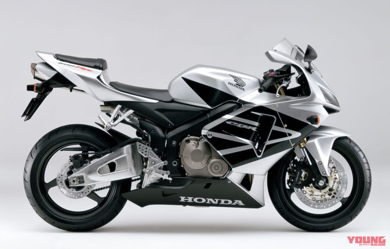 ホンダ CBR600RR|最新中古相場もわかる! 人気バイク歴代モデル図鑑:ホンダCBR600RR【初フルモデルチェンジ 2005年モデル】