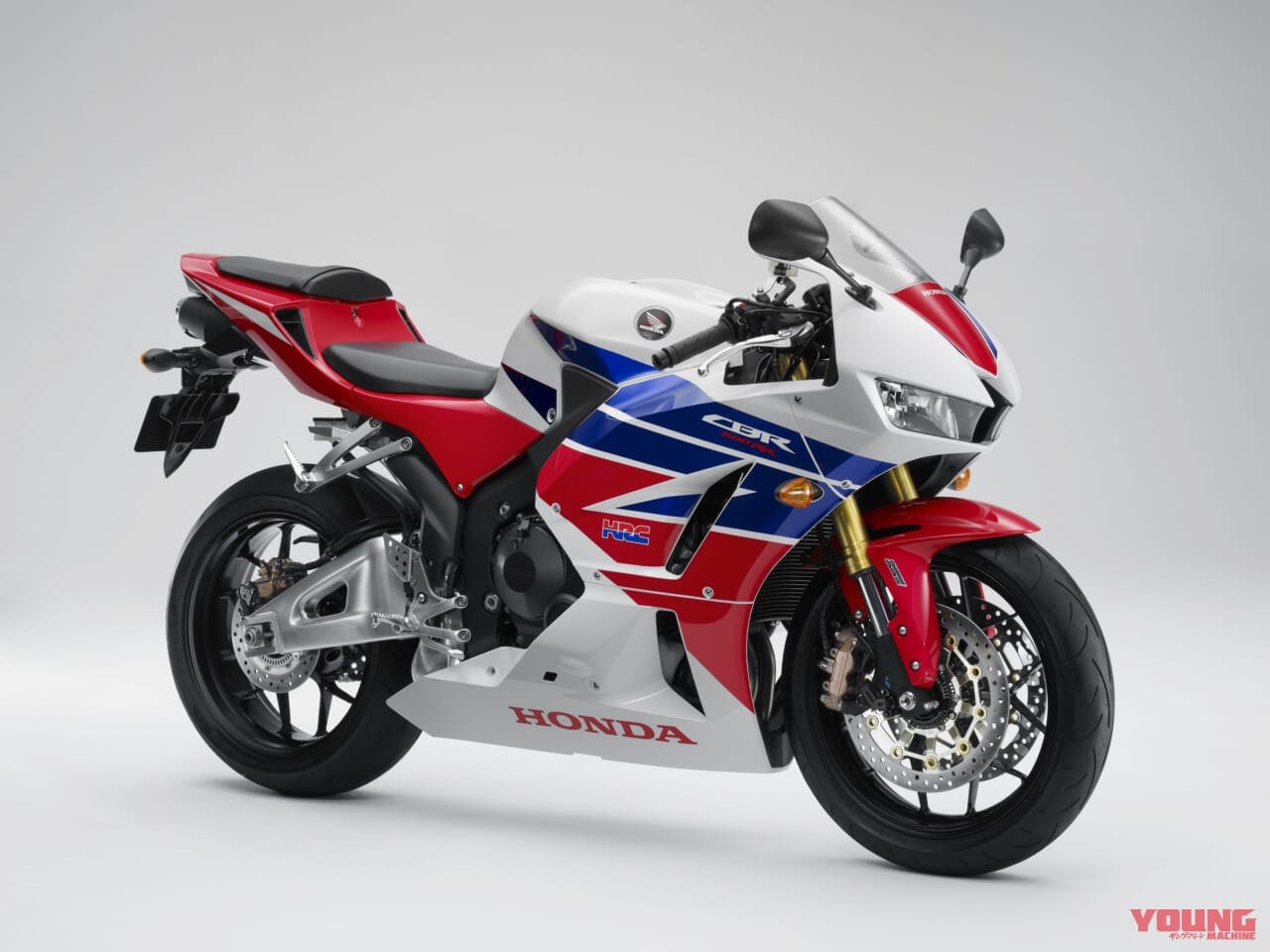 ホンダ CBR600RR|最新中古相場もわかる! 人気バイク歴代モデル図鑑:ホンダCBR600RR【レプソルも登場した2013年モデル】