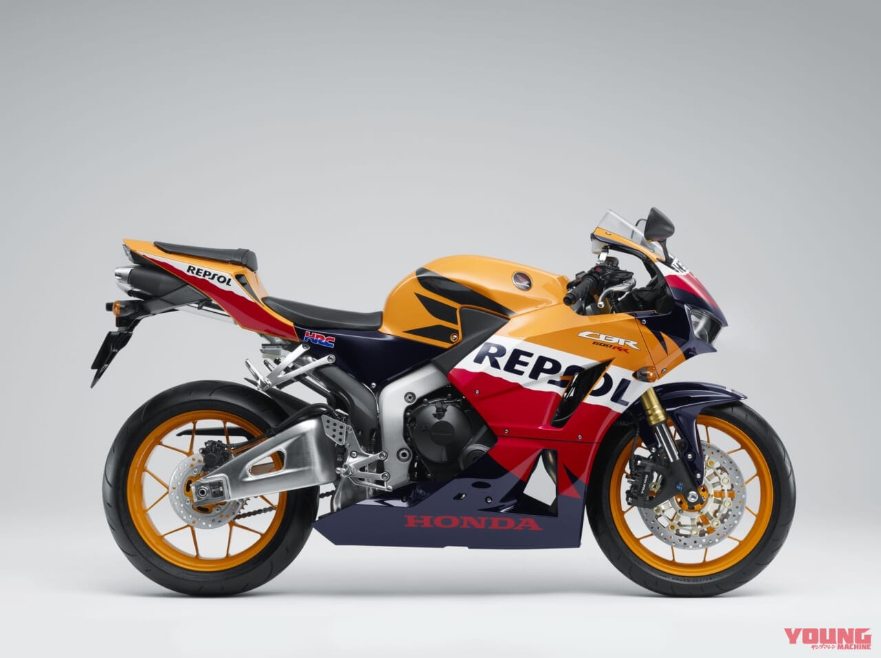 ホンダ CBR600RR|最新中古相場もわかる! 人気バイク歴代モデル図鑑:ホンダCBR600RR【レプソルも登場した2013年モデル】