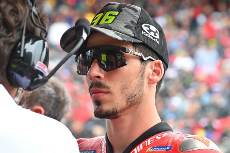 『BXTR MotoGP Collection(バクスター)』をかけるジョアン・ミル(ホンダHRCカストロール)