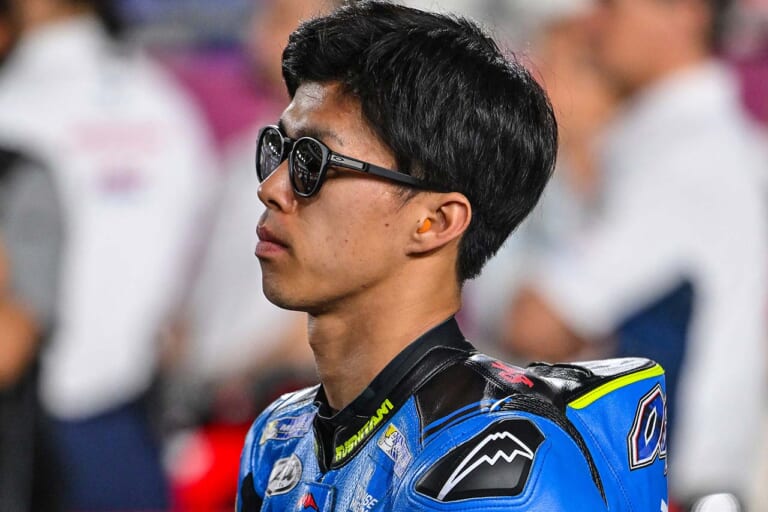 『Latch』をかける小椋藍(トラックハウスMotoGPチーム)